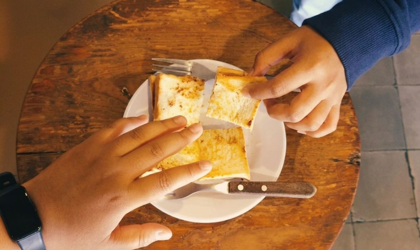 Roti bakar Roti Gempol